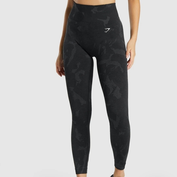 Gymshark Black Camo Leggings - Picture 3 of 13